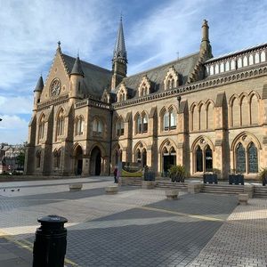 Meet your Posher, Rolanda